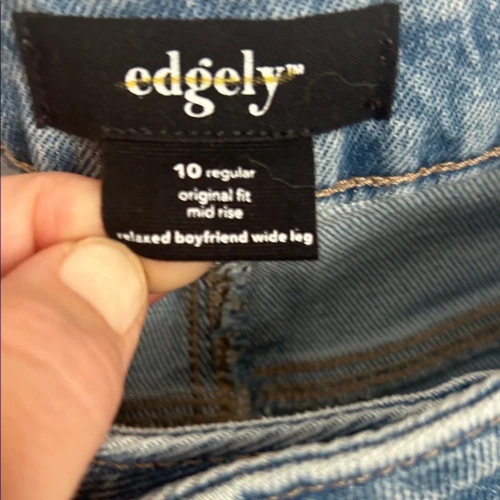 Classic edgely Blue Denim Jeans - Picture 2 of 8